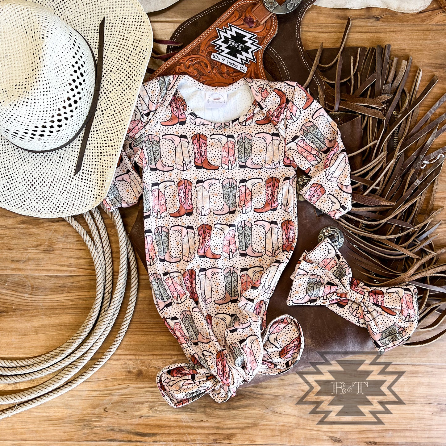 Cowgirl Boots Knot Tie & Bow